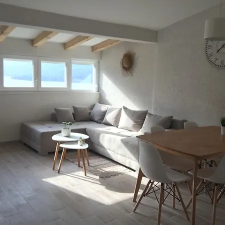 Mediterranean With Great Sea View Appartement